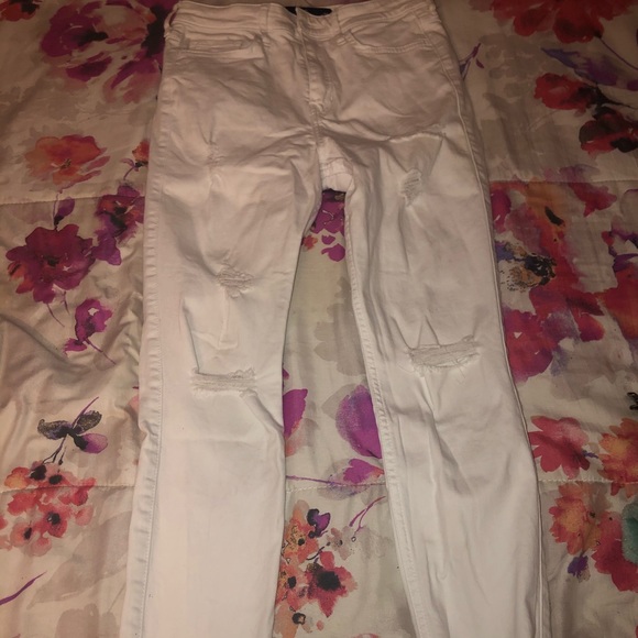 Hollister jeans - Picture 2 of 2